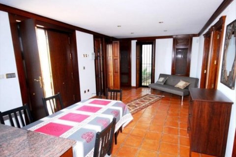 Villa for sale in Altea, Alicante, Spain 5 bedrooms,  No. 45175 - photo 6