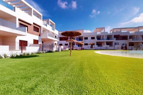 Townhouse for sale in Torrevieja, Alicante, Spain 2 bedrooms, 131 sq.m. No. 42369 - photo 5