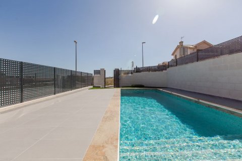 Villa for sale in Rojales, Alicante, Spain 3 bedrooms, 163 sq.m. No. 42019 - photo 3