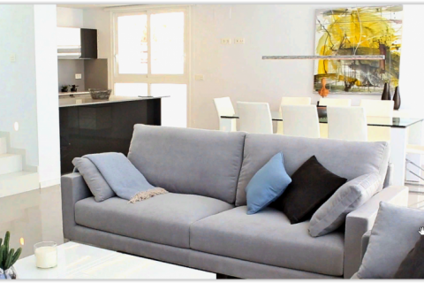 Townhouse for sale Guardamar del Segura, Alicante, Spain 3 bedrooms, 105 sq.m. No. 42688 - photo 3