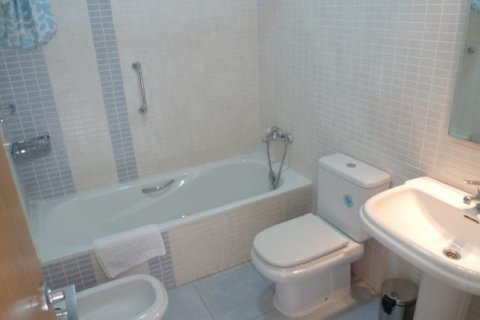 Apartment for sale in Benidorm, Alicante, Spain 2 bedrooms, 70 sq.m. No. 45877 - photo 8
