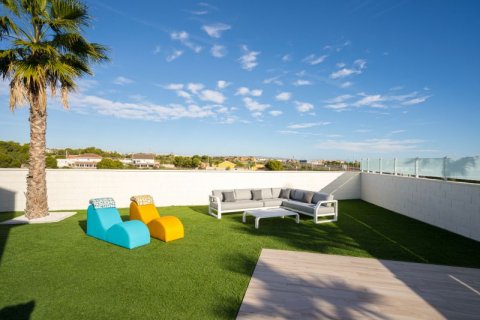 Villa for sale in Alicante, Spain 3 bedrooms, 167 sq.m. No. 44526 - photo 4