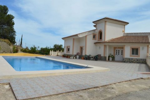 Villa for sale in La Nucia, Alicante, Spain 5 bedrooms, 475 sq.m. No. 44394 - photo 3