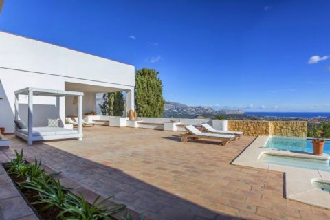 Villa for sale in Altea, Alicante, Spain 6 bedrooms, 680 sq.m. No. 43778 - photo 3