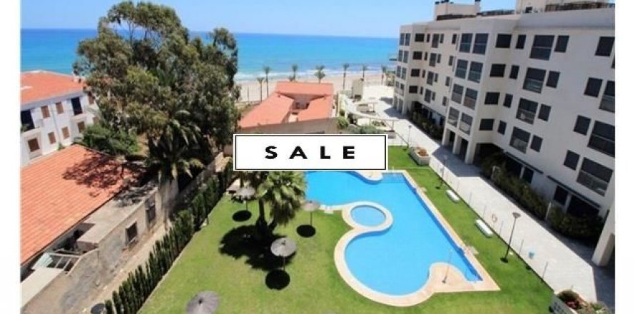 Townhouse in El Campello, Alicante, Spain 2 bedrooms, 84 sq.m. No. 46174