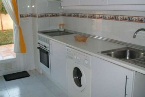 Townhouse for sale in Calpe, Alicante, Spain 2 bedrooms, 230 sq.m. No. 45035 - photo 6