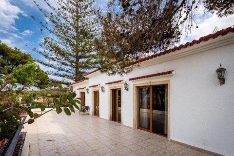 Villa for sale in Denia, Alicante, Spain 4 bedrooms, 580 sq.m. No. 45370 - photo 2