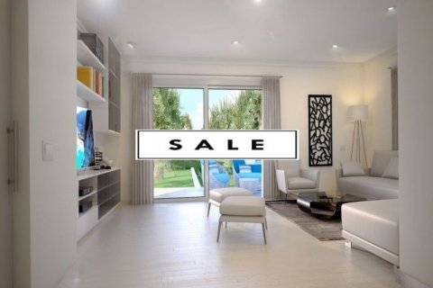 Villa for sale in Javea, Alicante, Spain 3 bedrooms, 200 sq.m. No. 45999 - photo 3