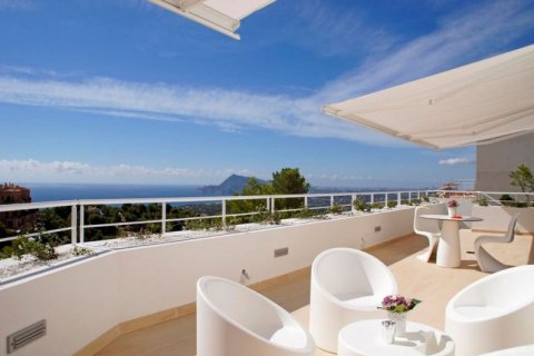 Villa for sale in Altea, Alicante, Spain 3 bedrooms, 436 sq.m. No. 46014 - photo 1
