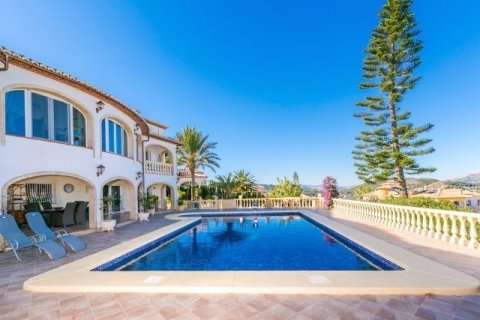Villa for sale in Javea, Alicante, Spain 5 bedrooms, 660 sq.m. No. 43606 - photo 3