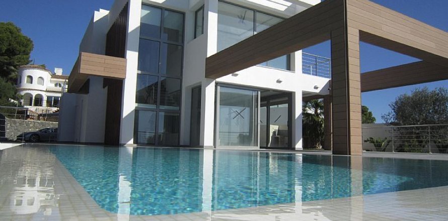 Villa in Benissa, Alicante, Spain 4 bedrooms, 438 sq.m. No. 44275