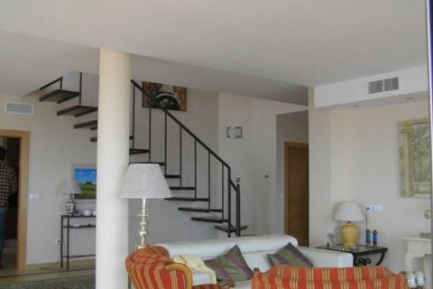 Villa for sale in Calpe, Alicante, Spain 4 bedrooms, 300 sq.m. No. 45525 - photo 6