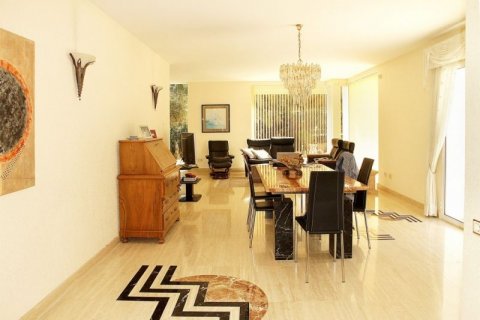 Villa for sale in Denia, Alicante, Spain 4 bedrooms, 460 sq.m. No. 45103 - photo 7