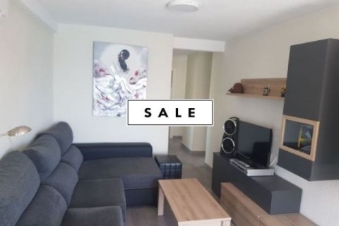 Apartment for sale in Benidorm, Alicante, Spain 2 bedrooms, 75 sq.m. No. 45352 - photo 2