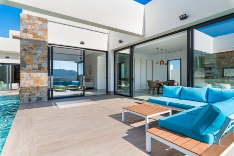 Villa for sale in Quesada, Jaen, Spain 3 bedrooms, 254 sq.m. No. 44243 - photo 4