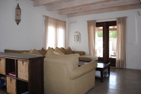 Villa for sale on Ibiza, Spain 4 bedrooms, 320 sq.m. No. 45306 - photo 7
