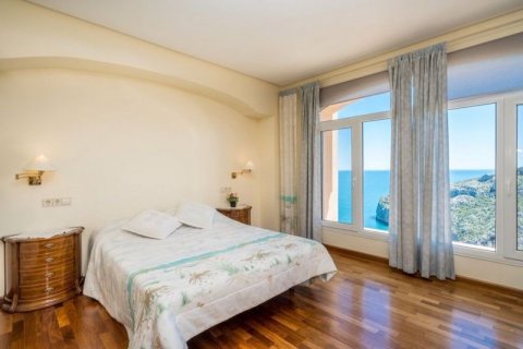 Villa for sale in Javea, Alicante, Spain 6 bedrooms, 617 sq.m. No. 41646 - photo 10