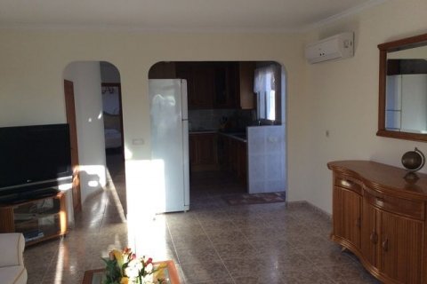 Villa for sale in Calpe, Alicante, Spain 4 bedrooms, 189 sq.m. No. 44714 - photo 3