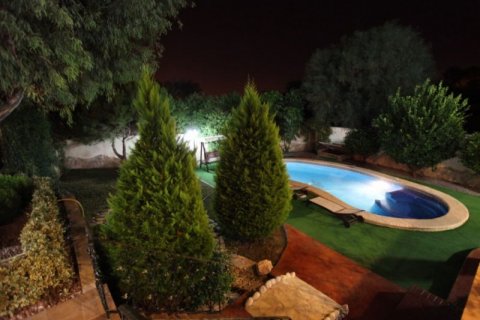 Villa for sale in Quesada, Jaen, Spain 4 bedrooms, 364 sq.m. No. 45380 - photo 7