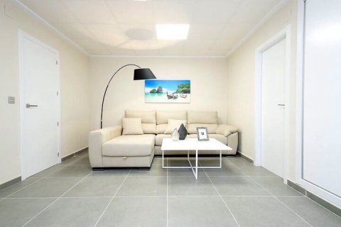 Townhouse for sale in El Campello, Alicante, Spain 3 bedrooms, 180 sq.m. No. 43330 - photo 8