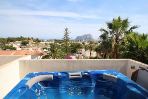 Villa for sale in Calpe, Alicante, Spain 4 bedrooms, 553 sq.m. No. 44291 - photo 3