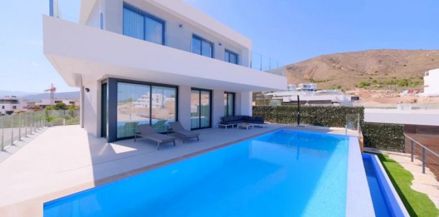 Villa in Finestrat, Alicante, Spain 3 bedrooms, 259 sq.m. No. 41495