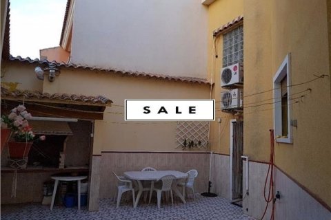 Townhouse for sale in El Campello, Alicante, Spain 4 bedrooms, 300 sq.m. No. 46167 - photo 1