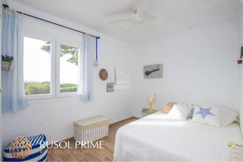 Villa for sale in Sant Lluis, Menorca, Spain 3 bedrooms, 142 sq.m. No. 40892 - photo 3