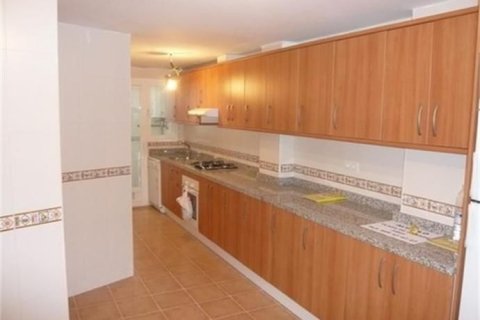 Apartment for sale in Alicante, Spain 4 bedrooms, 140 sq.m. No. 46040 - photo 6