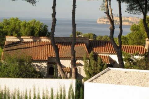 Villa for sale in Javea, Alicante, Spain 4 bedrooms, 500 sq.m. No. 45880 - photo 3