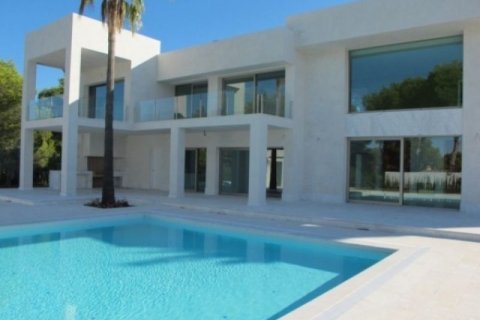 Villa for sale in Javea, Alicante, Spain 4 bedrooms, 500 sq.m. No. 45880 - photo 5