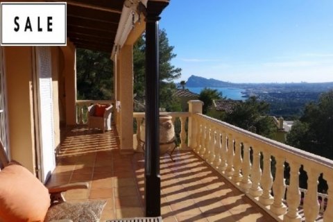 Villa for sale in Altea, Alicante, Spain 3 bedrooms, 240 sq.m. No. 45433 - photo 3