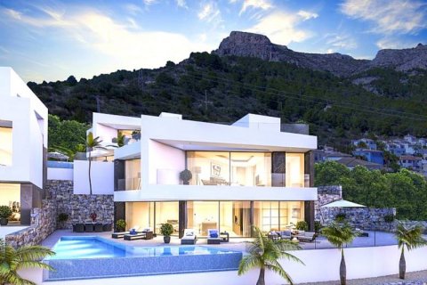 Villa for sale in Calpe, Alicante, Spain 4 bedrooms, 420 sq.m. No. 41995 - photo 1