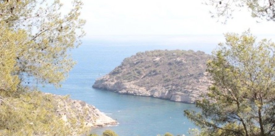 Land plot in Javea, Alicante, Spain No. 44045