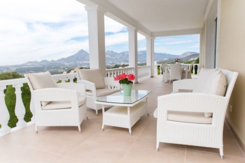 Villa for sale in Altea, Alicante, Spain 5 bedrooms, 697 sq.m. No. 45514 - photo 7