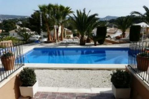 Villa for sale in Moraira, Alicante, Spain 3 bedrooms, 265 sq.m. No. 45526 - photo 9