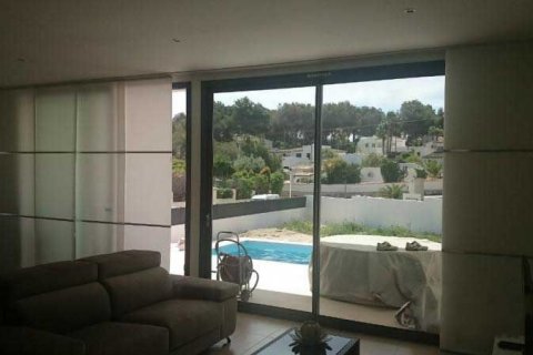 Villa for sale in Moraira, Alicante, Spain 3 bedrooms, 197 sq.m. No. 43939 - photo 5