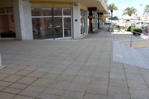 Commercial property for sale in Empuriabrava, Girona, Spain 70 sq.m. No. 41406 - photo 1