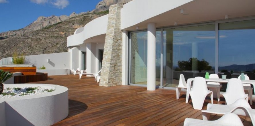 Apartment in Altea, Alicante, Spain 3 bedrooms, 703 sq.m. No. 45899