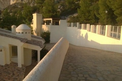 Villa for sale in Zona Altea Hills, Alicante, Spain 5 bedrooms, 500 sq.m. No. 43755 - photo 3