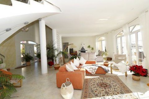 Villa for sale in Altea, Alicante, Spain 3 bedrooms, 280 sq.m. No. 43847 - photo 6