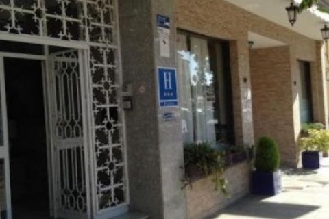Hotel for sale in Estepona, Malaga, Spain 109 bedrooms,  No. 45529 - photo 5
