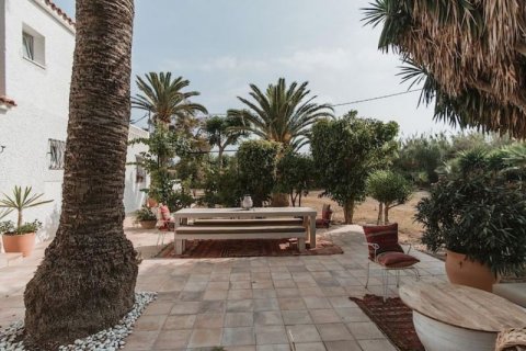 Villa for sale in Altea, Alicante, Spain 3 bedrooms, 200 sq.m. No. 43884 - photo 7