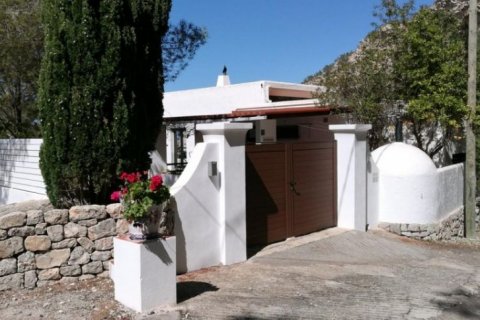Villa for sale on Ibiza, Spain 7 bedrooms, 278 sq.m. No. 45312 - photo 5