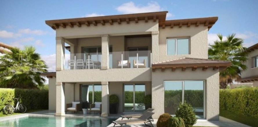 Villa in Benidorm, Alicante, Spain 3 bedrooms, 400 sq.m. No. 46113