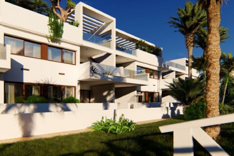 Townhouse for sale in Torrevieja, Alicante, Spain 2 bedrooms, 131 sq.m. No. 42945 - photo 1