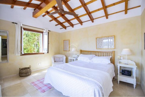 Villa for sale in Mahon, Menorca, Spain 4 bedrooms,  No. 48040 - photo 7