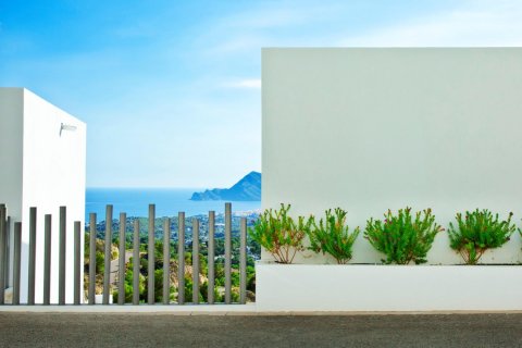 House for sale in Alicante, Spain 5 bedrooms, 267 sq.m. No. 47927 - photo 8