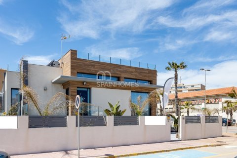 Villa for sale in Torrevieja, Alicante, Spain 4 bedrooms, 150 sq.m. No. 49406 - photo 13