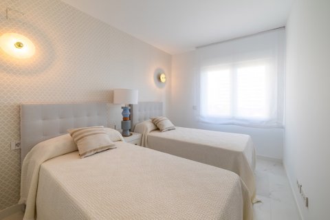 Apartment for sale in Punta Prima, Alicante, Spain 3 bedrooms, 127 sq.m. No. 49188 - photo 14